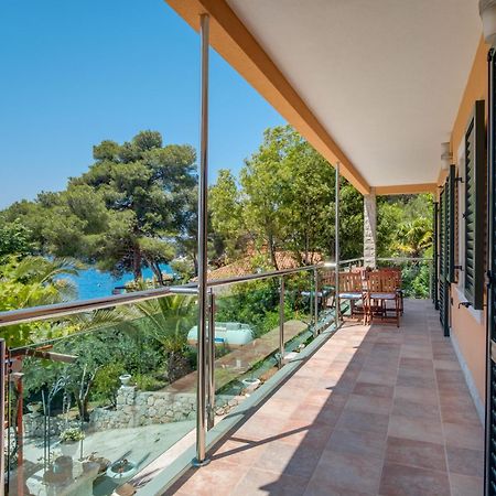Villa Magnolia มาลีโลชินจ์ ภายนอก รูปภาพ