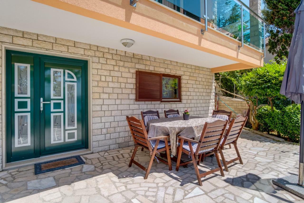 Villa Magnolia มาลีโลชินจ์ ภายนอก รูปภาพ